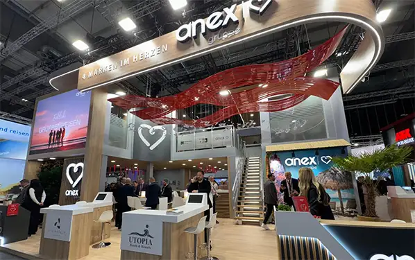 Otomotiv fuar standı — CNR Expo
